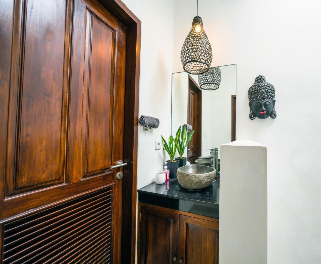 Oasis 66 Villa - Heart Of Legian/Seminyak - Double Six ภายนอก รูปภาพ